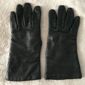 Black Capeskin leather gloves sz 7.5